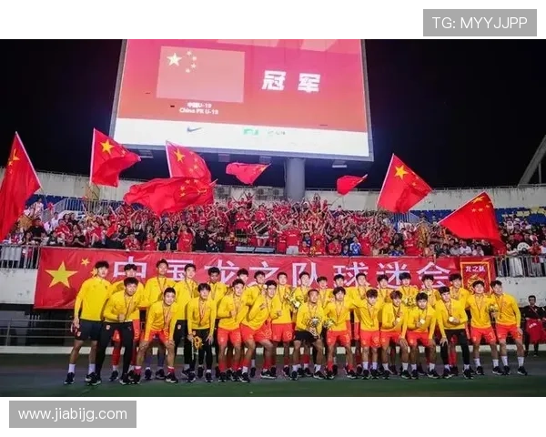 中国之队邀请赛吸引四万余观众 中国之队邀请赛吸引四万余观众